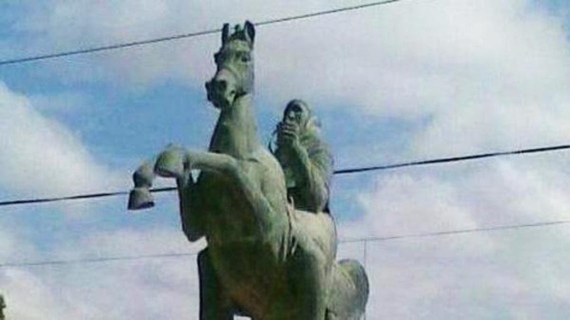 libya statue