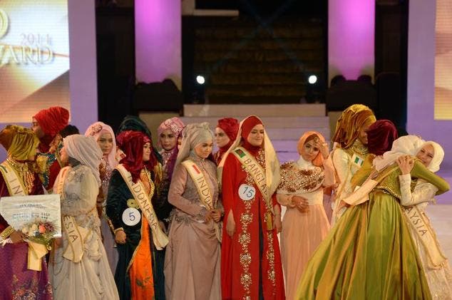 Tunisian Wins Muslim Beauty Pageant Calls For Free Palestine Al 