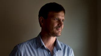 U.S. doctor gives first interview since surviving Ebola