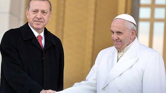 Turkish actress attacked for interpreting for pope   