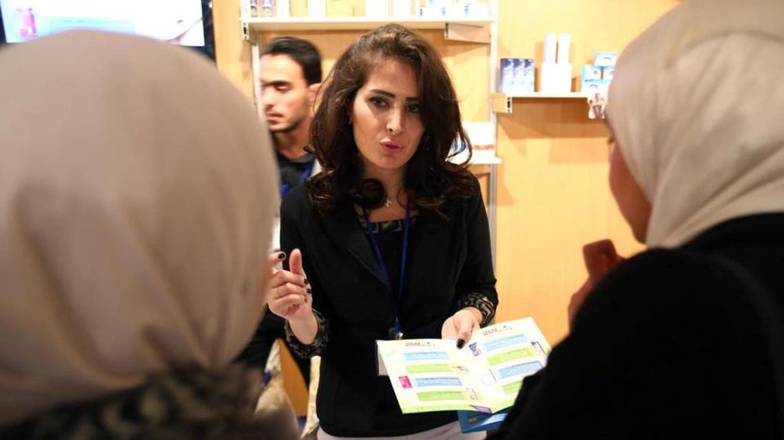 Some women in Damascus are intent on maintaining their beauty regimes amidst the horrors of war (AFP Photo/Youssef Karwashan )