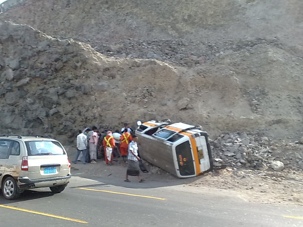 اليمن.. 12 ألف قتيل وجريح في حوادث الطرق خلال 2014