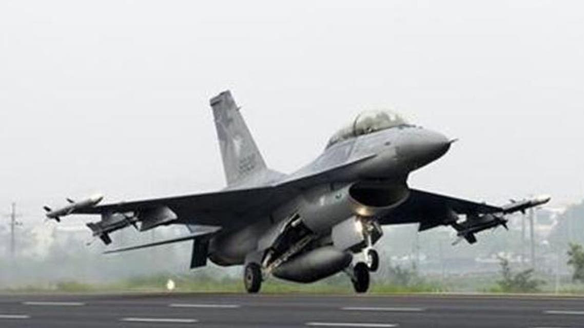f16