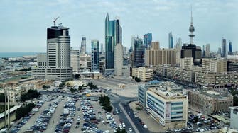 Kuwait plans $155 bln projects despite oil slump 