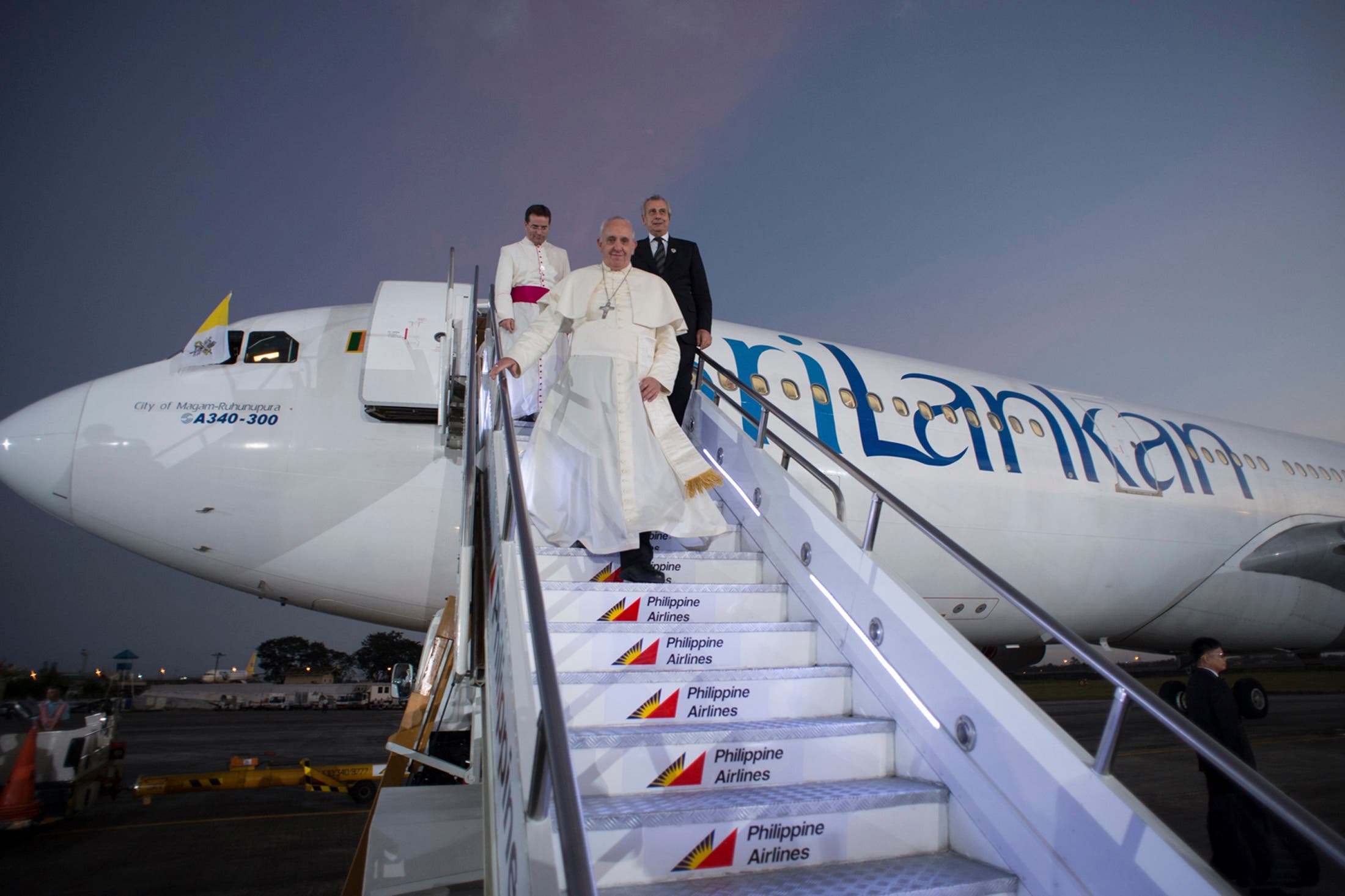 pope visits the philippines in 2015