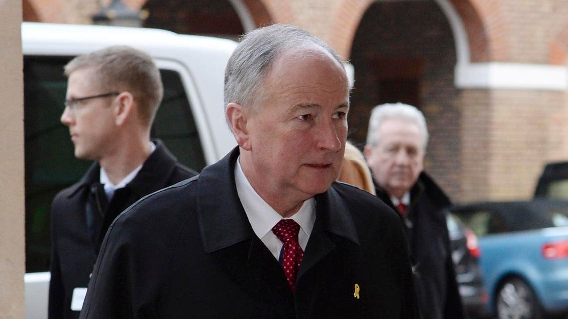 Canada's Defence Minister Rob Nicholson arrives for a meeting with coalition members to discuss the threat of Islamic State (IS), at Lancaster House in London January 22, 2015.Reuters