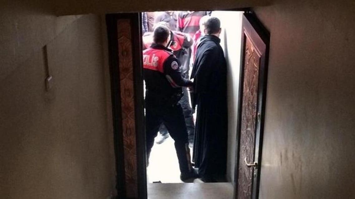 Turkey burqa lovers in burqa (Photo courtesy: Dogan News Agency)