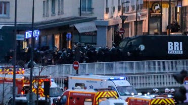 Paris gun siege (AP)