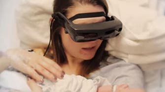 Video shows blind mother seeing baby for first time 