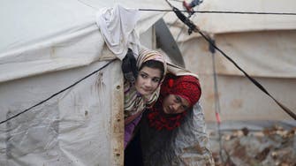 Turkey opens biggest camp for Kobane refugees 