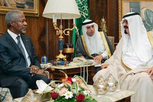 Late King Abdullah bin Abdulaziz (R) with then U.N. Secretary General Kofi Anan (L), and Saudi Arabian Ambassador to the U.S. and Foreign Policy Advisor to the King HE Adel A. Al-Jubeir. (Photo by United Nations)