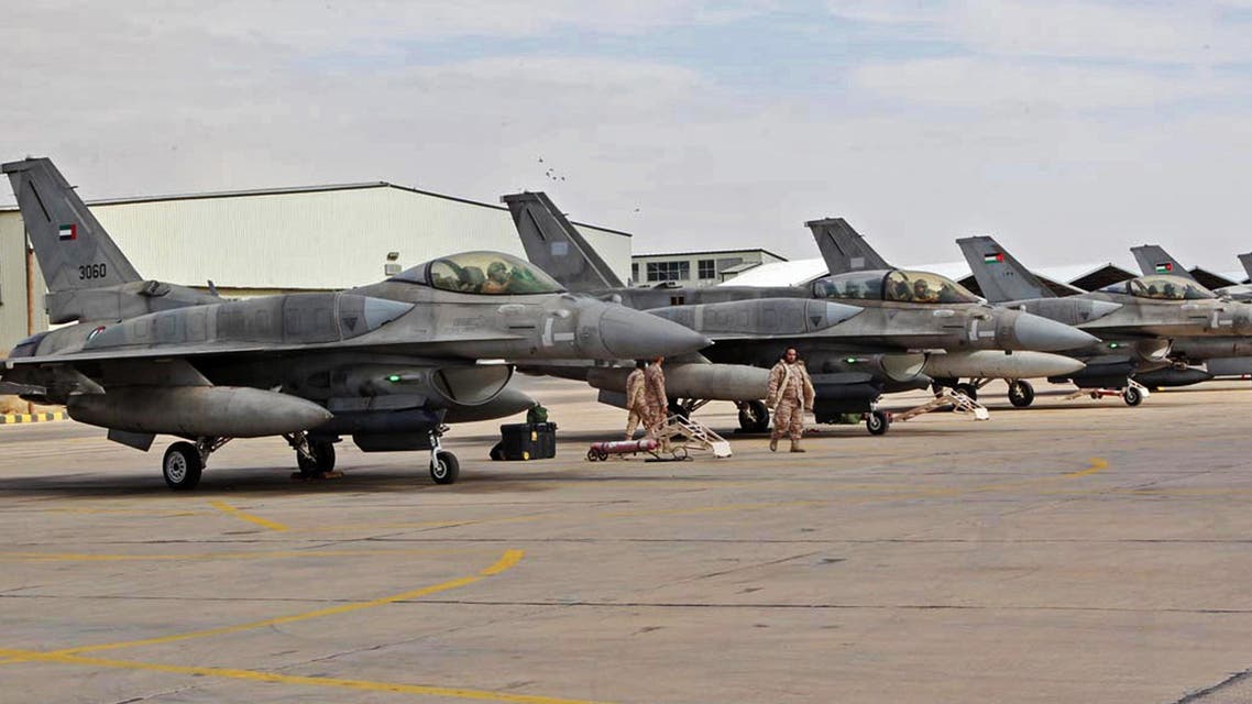 F16 fighter jets from the United Arab Emirates (UAE) arrive at an air base in Jordan Feb. 8, 2015. (Reuters)