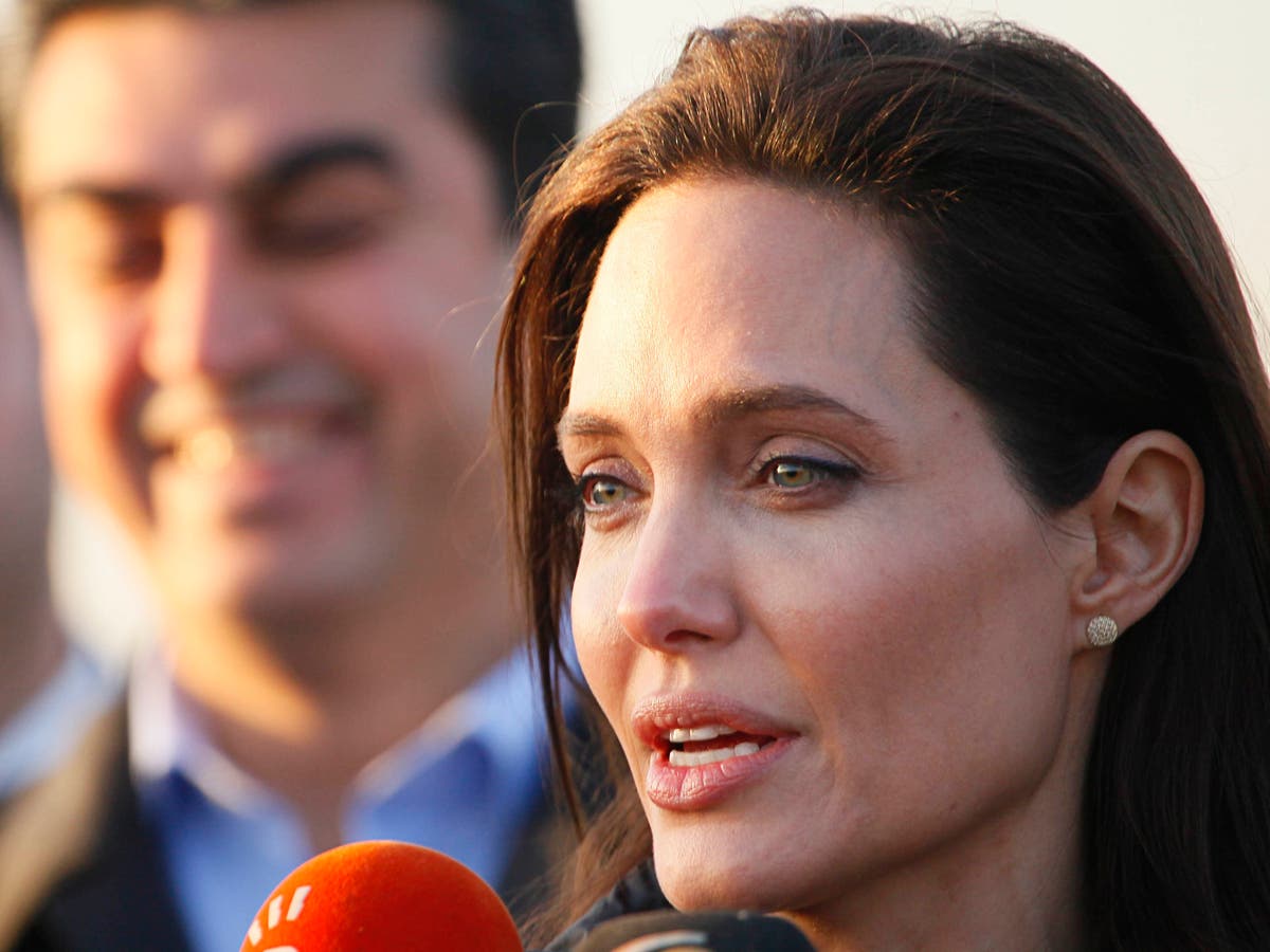 Angelina Jolie Slave Porn - Jolie launches center for women in war | Al Arabiya English