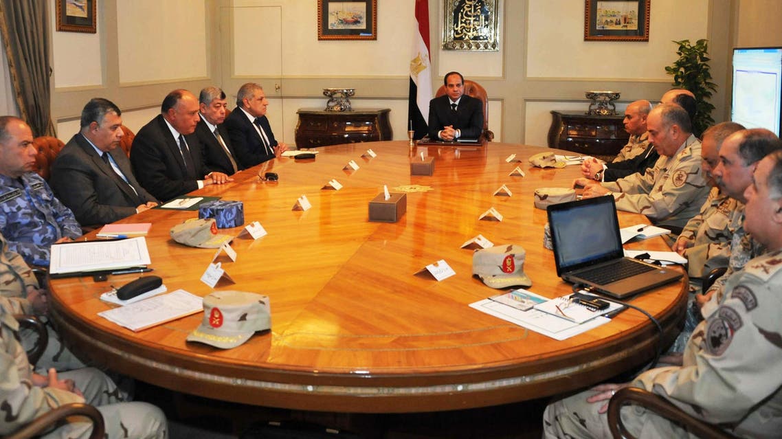 Egyptian President Abdel Fattah al-Sisi (C), surrounded by top military generals, attending an emergency meeting in Cairo on February 15, 2015 of the Supreme Council of the Armed Forces. (AFP)