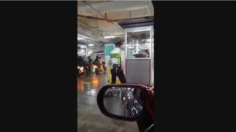 Watch this groovy guard dancing at a Filipino mall