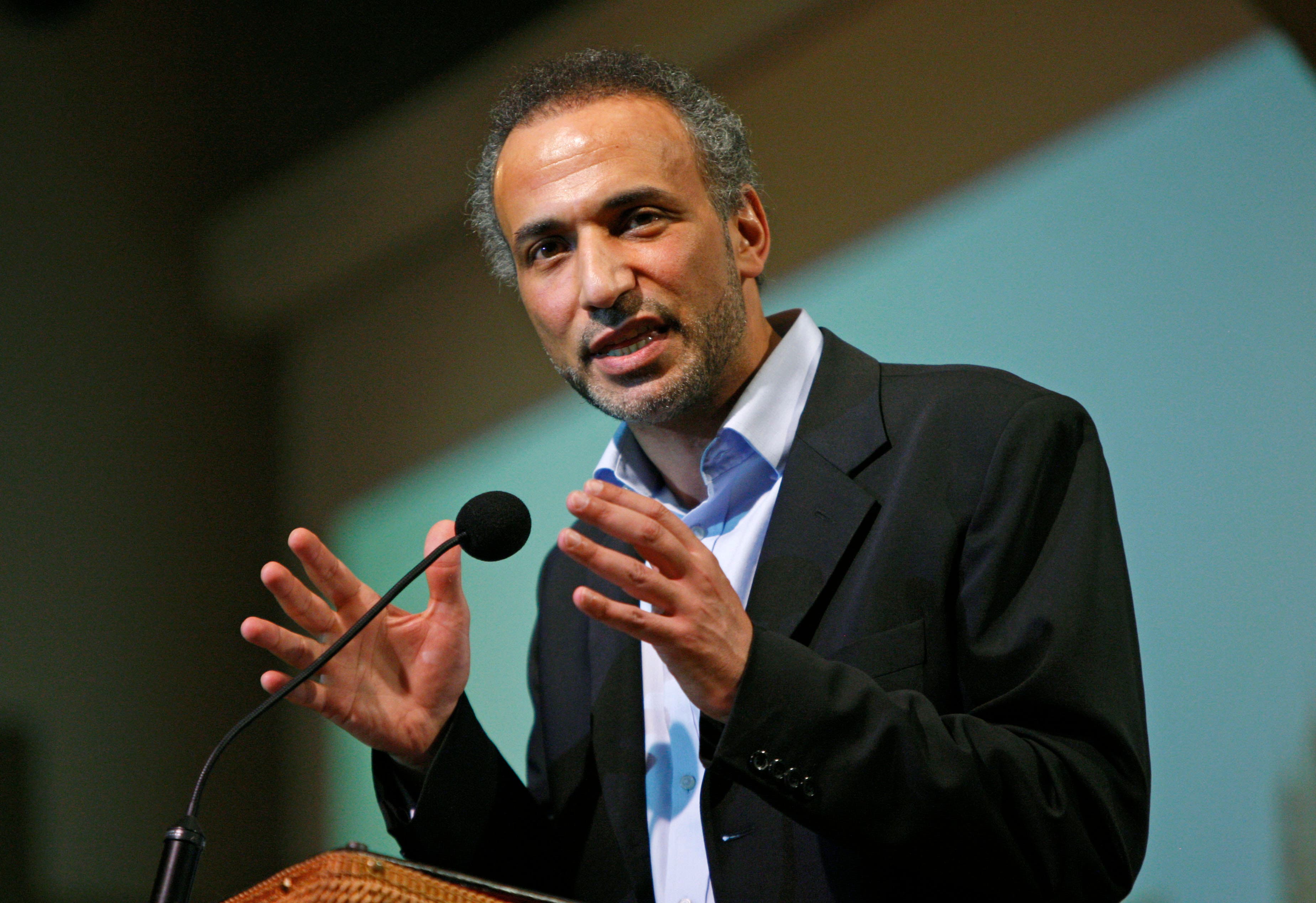 Muslim scholar Tariq Ramadan speaks at Cooper Union in New York, Thursday, April 8, 2010. (AP)