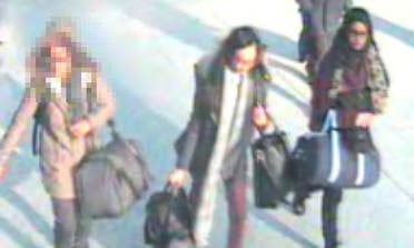 The three London girls at Gatwick airport before boarding their flight to Istanbul. (Photo courtesy: Metropolitan police)