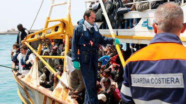 In this photo provided by the Italian Coastguard, a boat reportedly carrying 760 migrants arrives at the Lampedusa harbor, Italy, Tuesday, April 19, 2011. (File photo: AP)