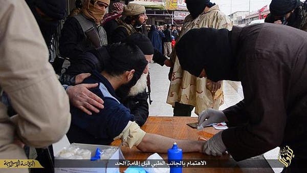 Isis Cut Mans Hand Off For Stealing Report Al Arabiya English 