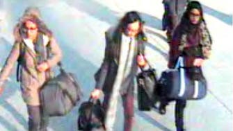 Police: London schoolgirls ‘stole jewelry’ to fund Syria flight