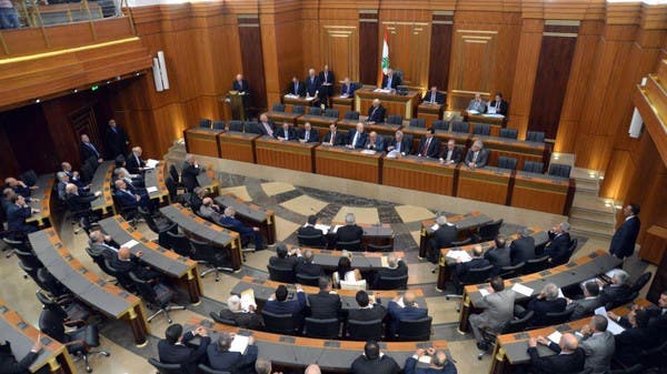 Watch.. a sit-in inside the Parliament in Lebanon over mobile lighting