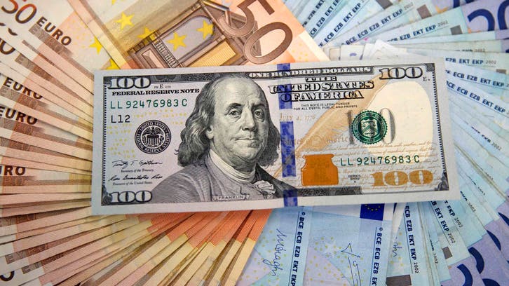 اليورو يصعد مع تراجع الدولار متجاهلاً الانتخابات الفرنسية