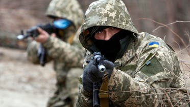 U.S. blacklists more Ukrainian rebels, expands non-lethal aid (Reuters)