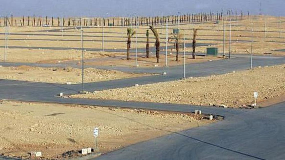 Unused unexploited saudi land (Al Arabiya.Net)