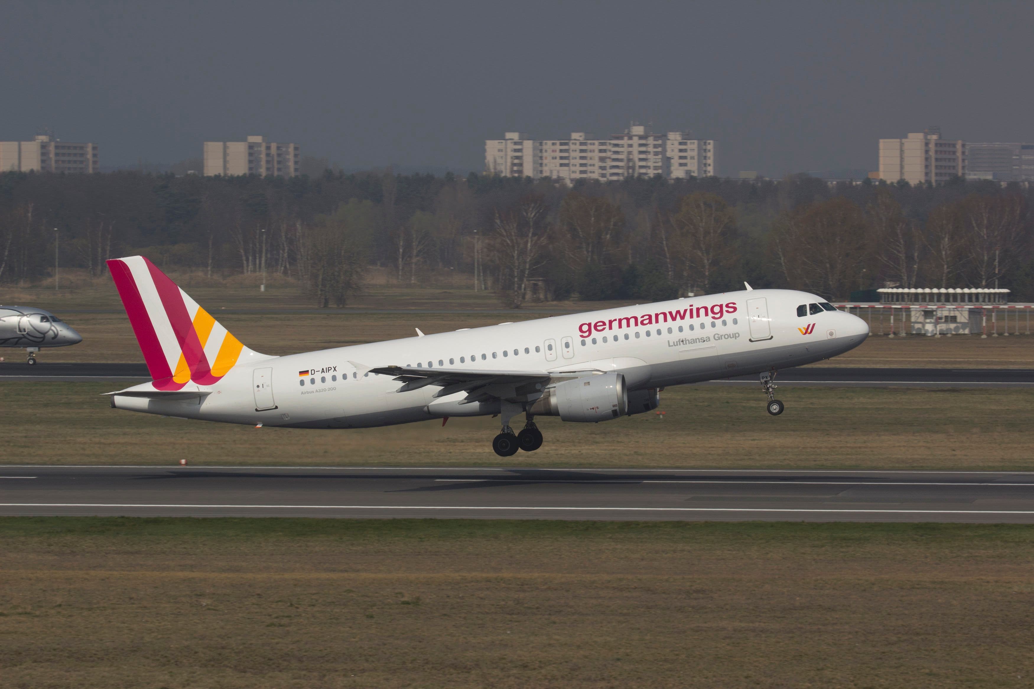 A Germanwings Airbus A320 registration D-AIPX is seen at the Berlin airport in this March 29, 2014 file photo. (Reuters))