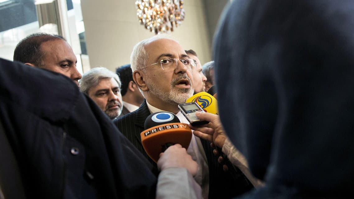 Iranian Foreign Minister Javad Zarif speaks with Iranian media at the Beau Rivage Palace Hotel on March 27, 2015 in Lausanne. (AFP)