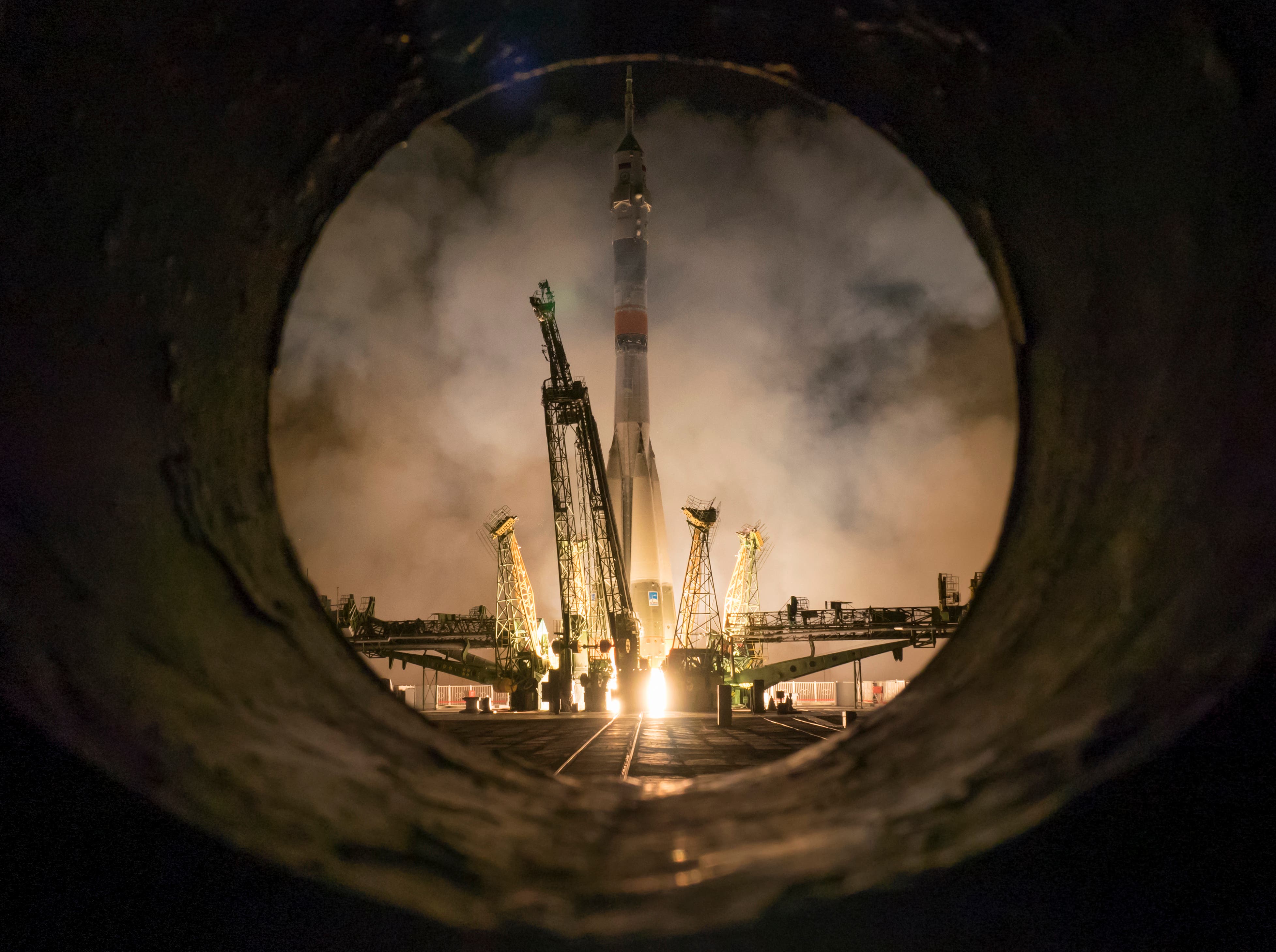 The Soyuz-FG rocket booster with Soyuz TMA-16M space ship carrying a new crew to the International Space Station, ISS, blasts off at the Russian leased Baikonur cosmodrome, Kazakhstan, March 28, 2015. (AP)