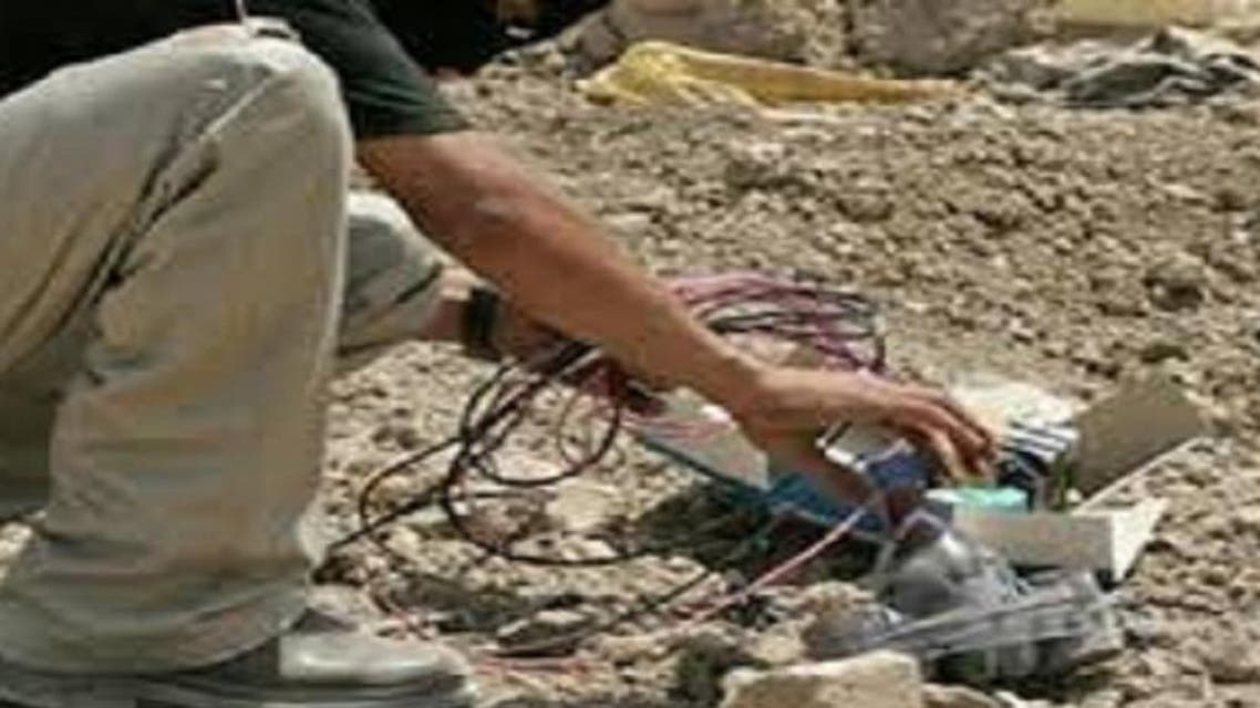 تفكيك قنبلة بدائية