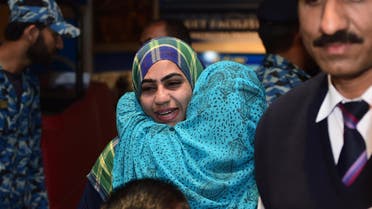 Pakistanis evacuate Yemen