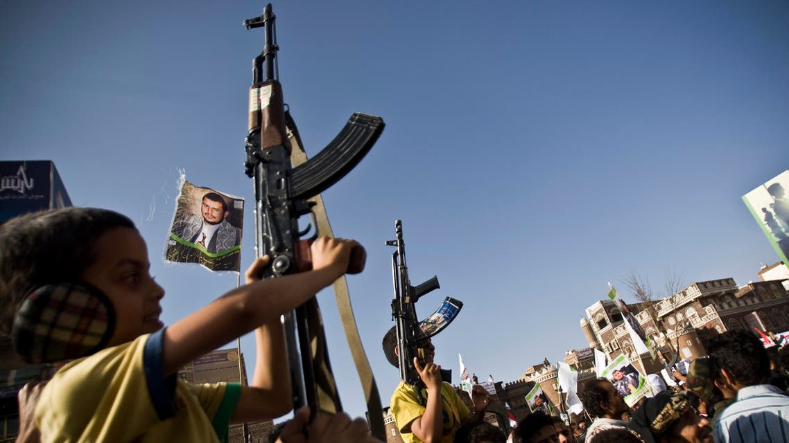 Maarib tribes mobilize more than 30,000 to confront Houthi threat (AP)