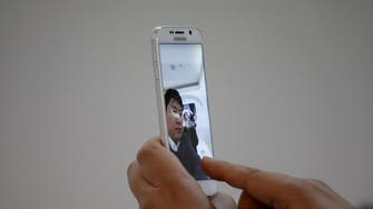 Samsung predicts record S6 sales will halt profit slide 