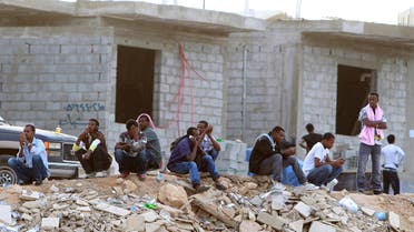 Ethiopians gather as they wait to be repatriated in Manfouha, southern Riyadh, Saudi Arabia. (File Photo: AP)