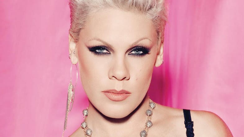 So What Music Star P Nk Shows Fat Shamers She Doesn T Care Al
