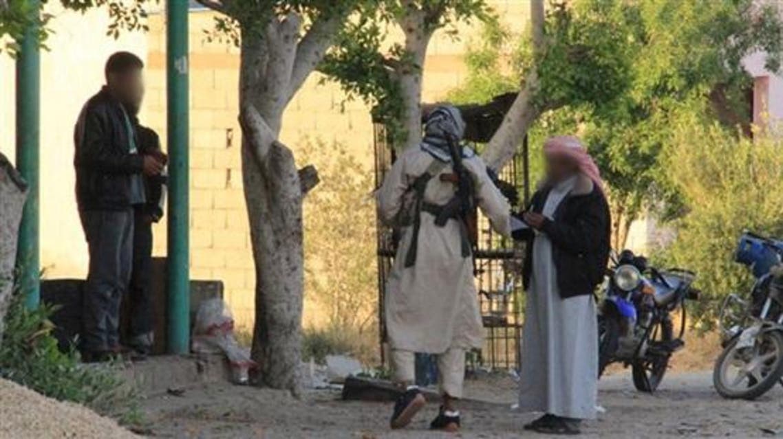 داعش مصر يوزع بيانات