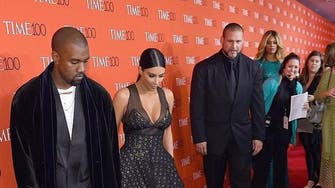 Kim Kardashian gets pranked by comedian on red carpet