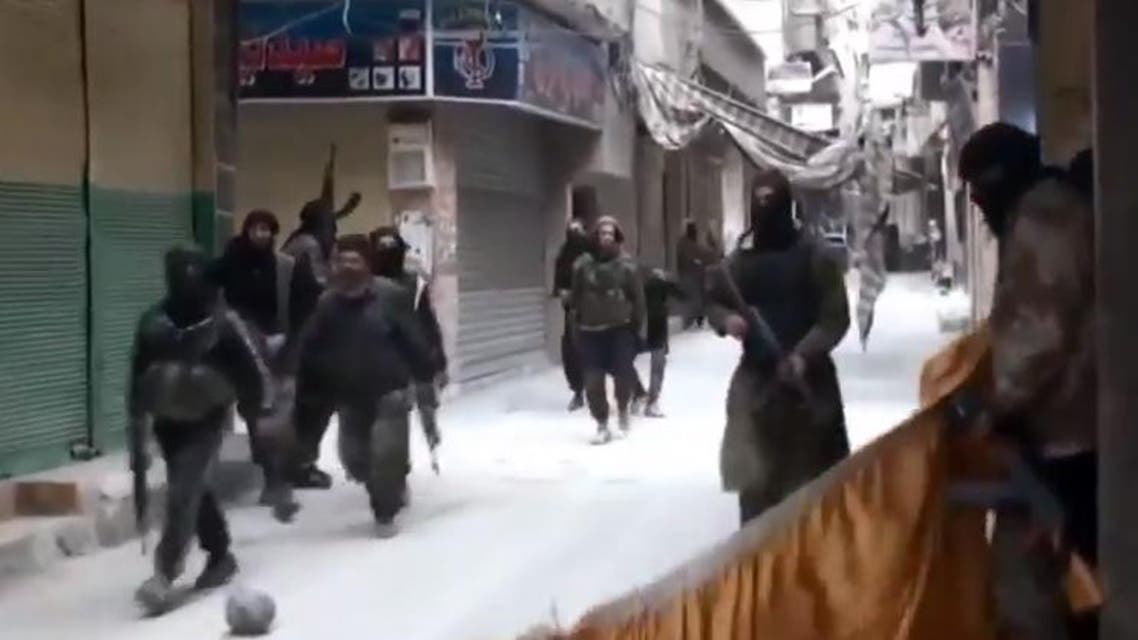 عناصر داعش في مخيم اليرموك