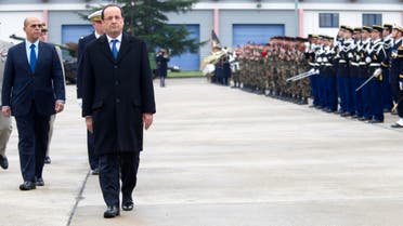 Hollande army AP