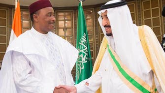 King Salman and Niger’s president hold talks in Riyadh