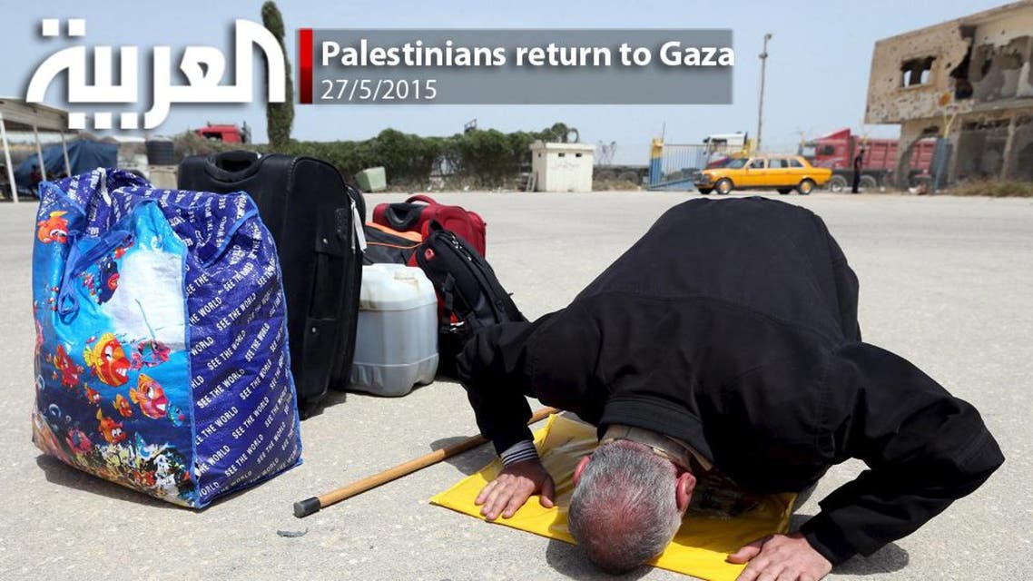 Palestinians return to the Gaza Strip