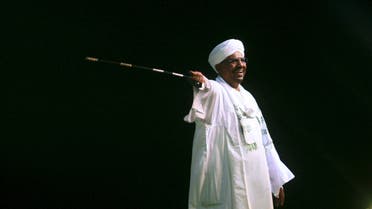 Sudan's President Omar Hassan al-Bashir speaks to the crowd after a swearing-in ceremony at green square in Khartoum, June 2, 2015. (File: Reuters)
