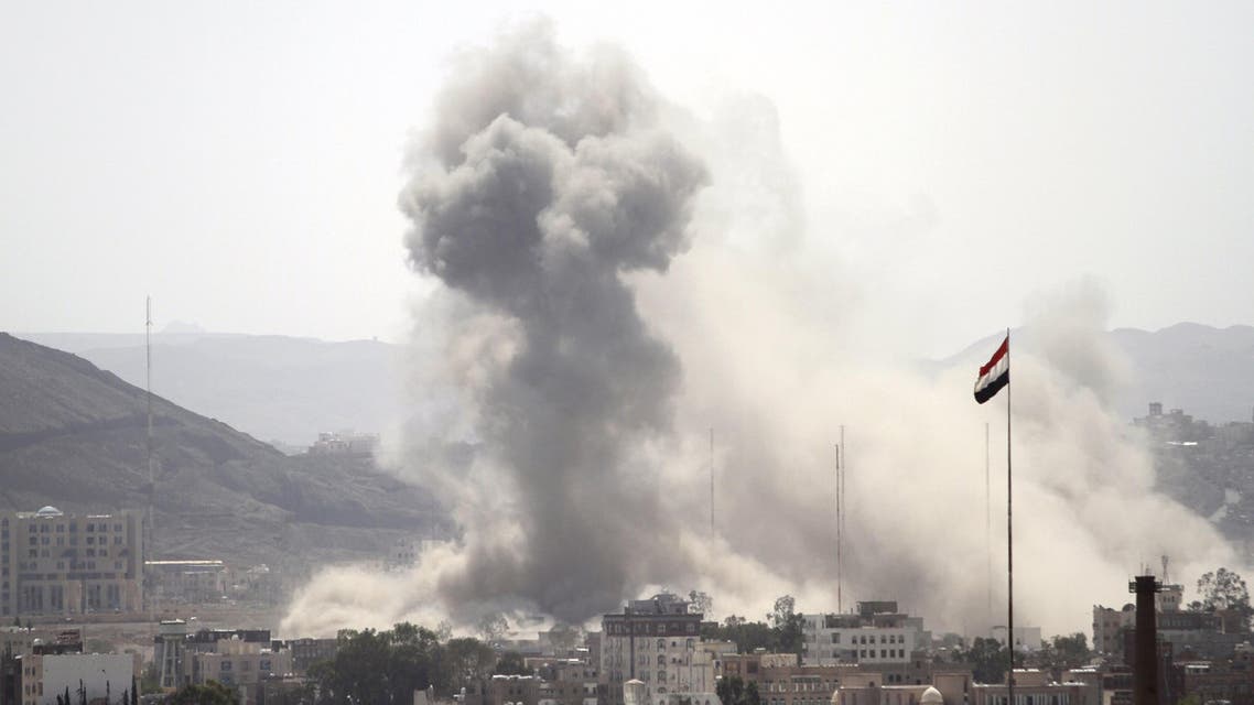 Smoke billows from a Houthi-controlled military site after it was hit by a Saudi-led air strike in Sanaa, Yemen, June 3, 2015. (File: Reuters)