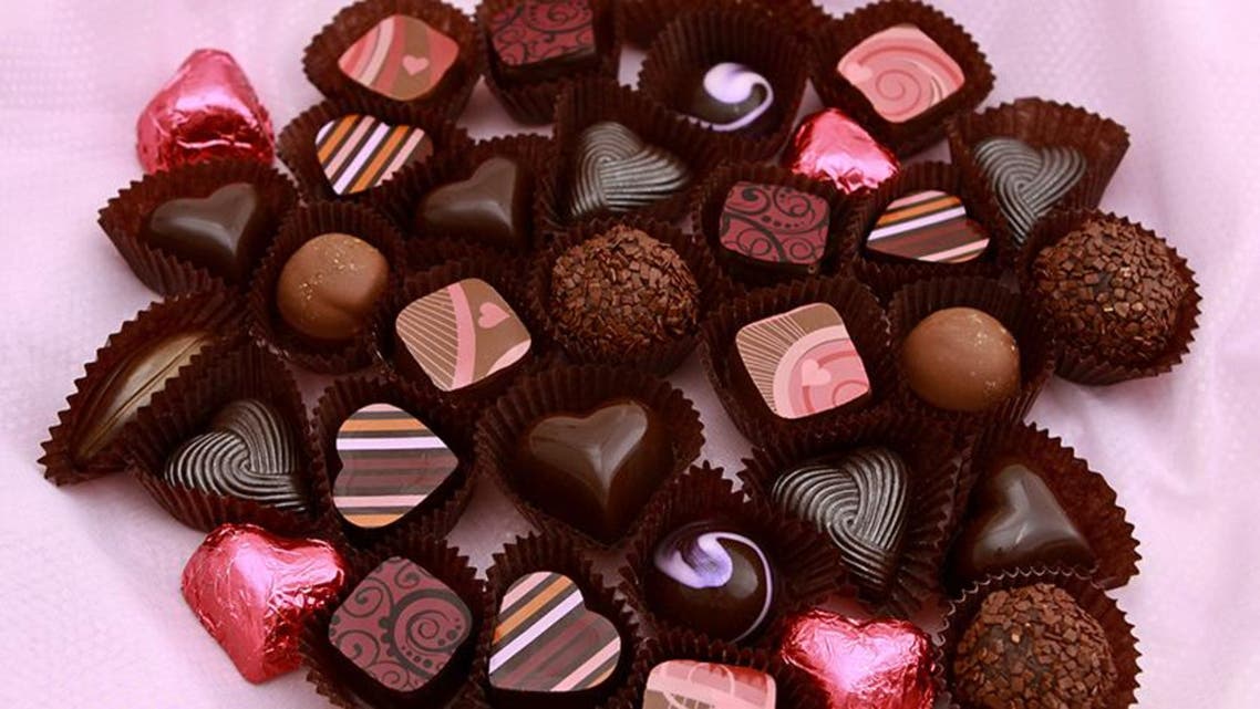 صلة محتملة" بين تناول الشوكولا وتحسين صحة القلب