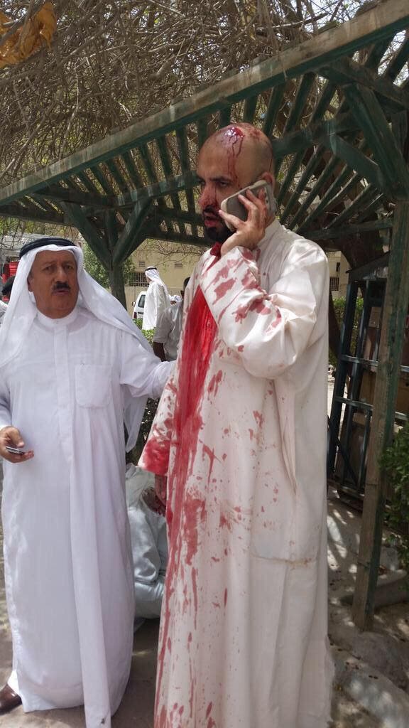 تفجير مسجد الامام الصادق في منطقة الصوابر بالكويت