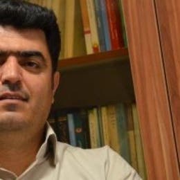 إيران.. اعتقال رئيس نقابة المعلمين بسبب الاحتجاجات 