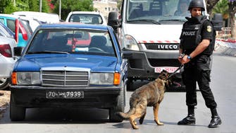 Tunisia warns of car bomb plot in Tunis, imposes traffic bans