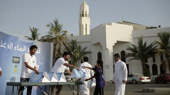 Saudi charity stunt ‘turns water into food’